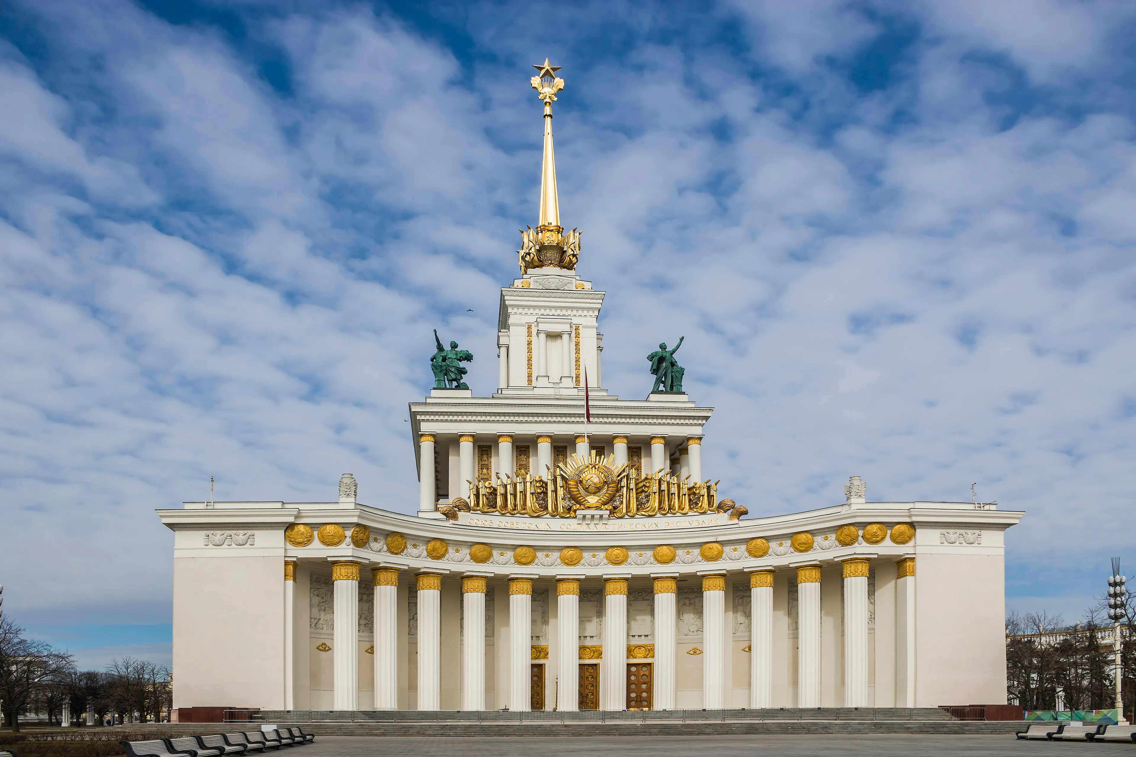 Центральный павильон ВДНХ
